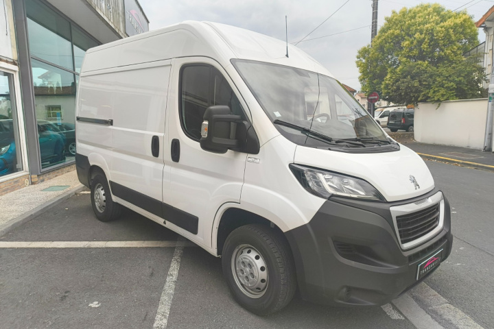 PEUGEOT BOXER FOURGON