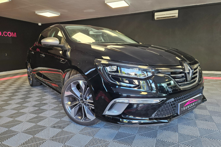 RENAULT MEGANE IV BERLINE