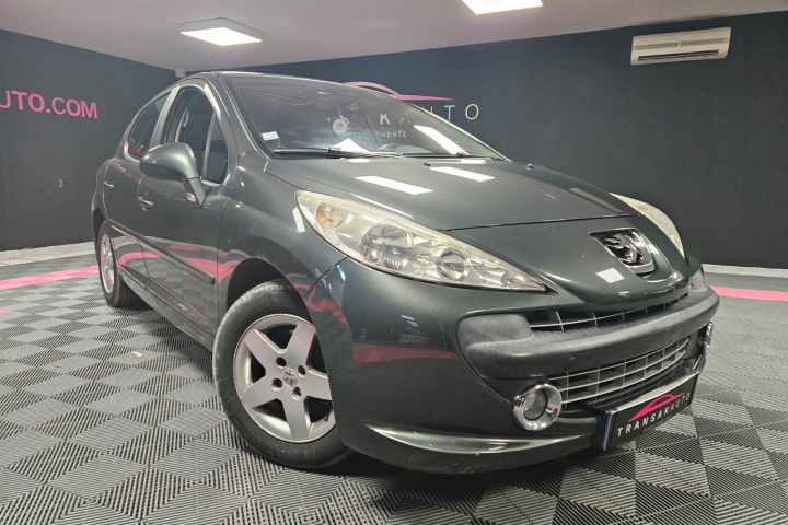 PEUGEOT 207