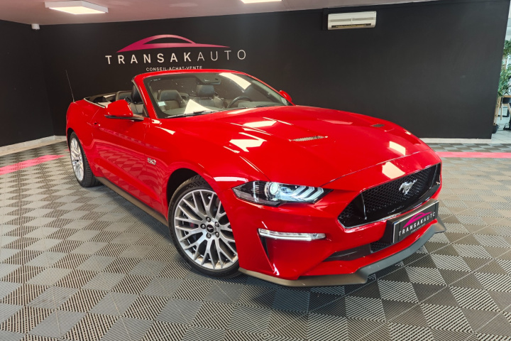 FORD MUSTANG CONVERTIBLE