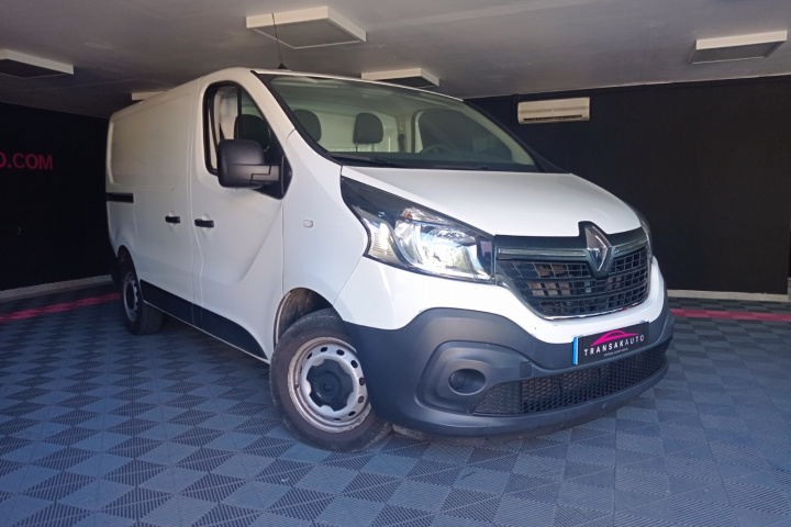RENAULT TRAFIC FOURGON